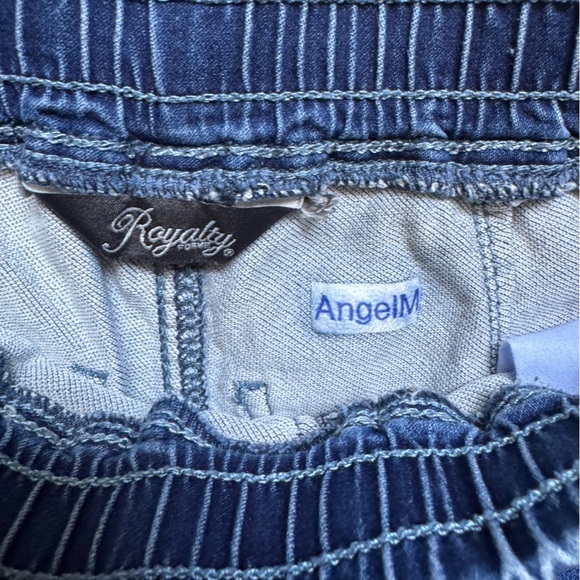 Royalty For Me AngelM Jean Kozy Fit Joggers - Size Small - Picture 6 of 10